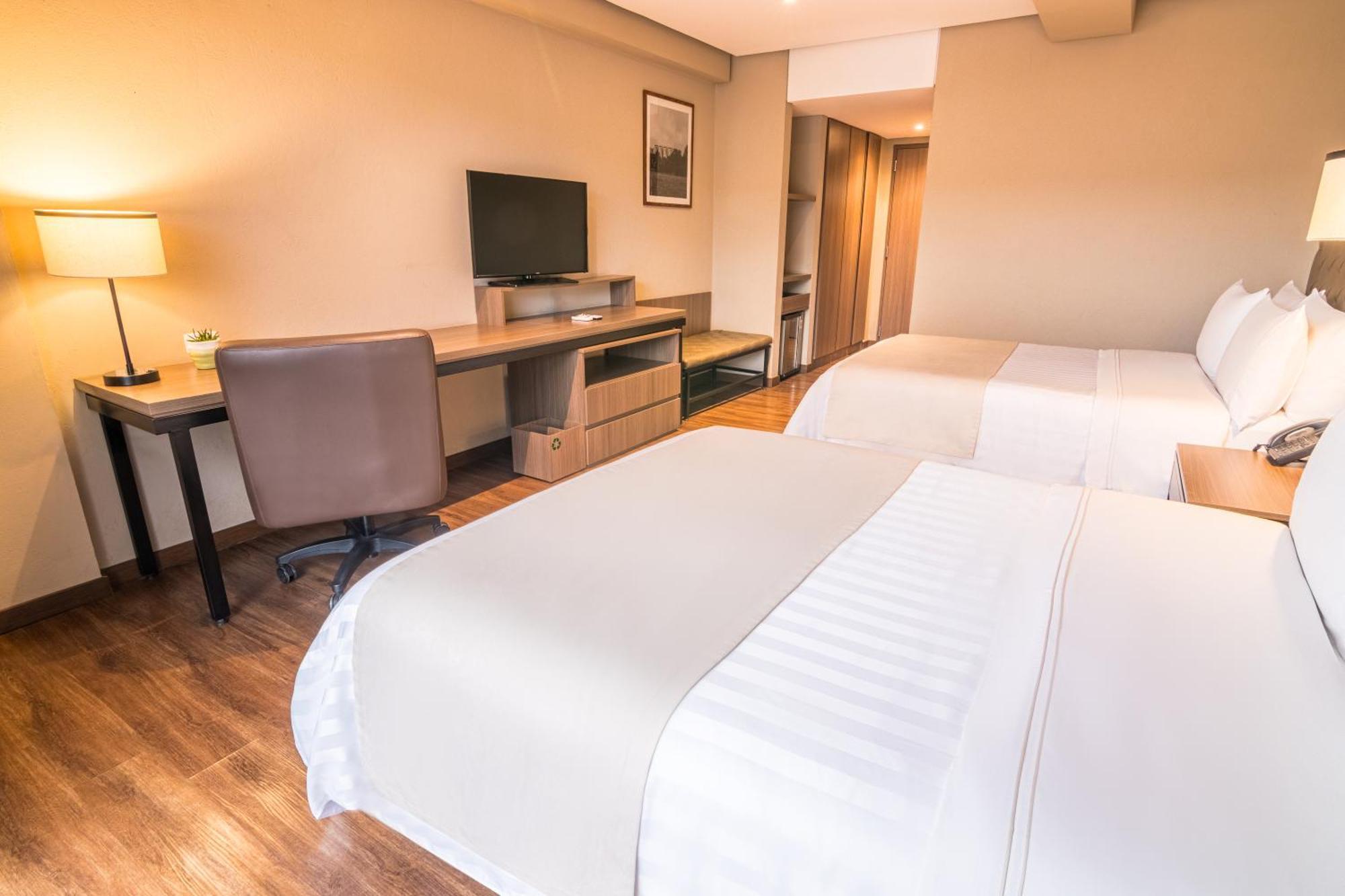 Ghl Hotel Bogota Occidente Buitenkant foto